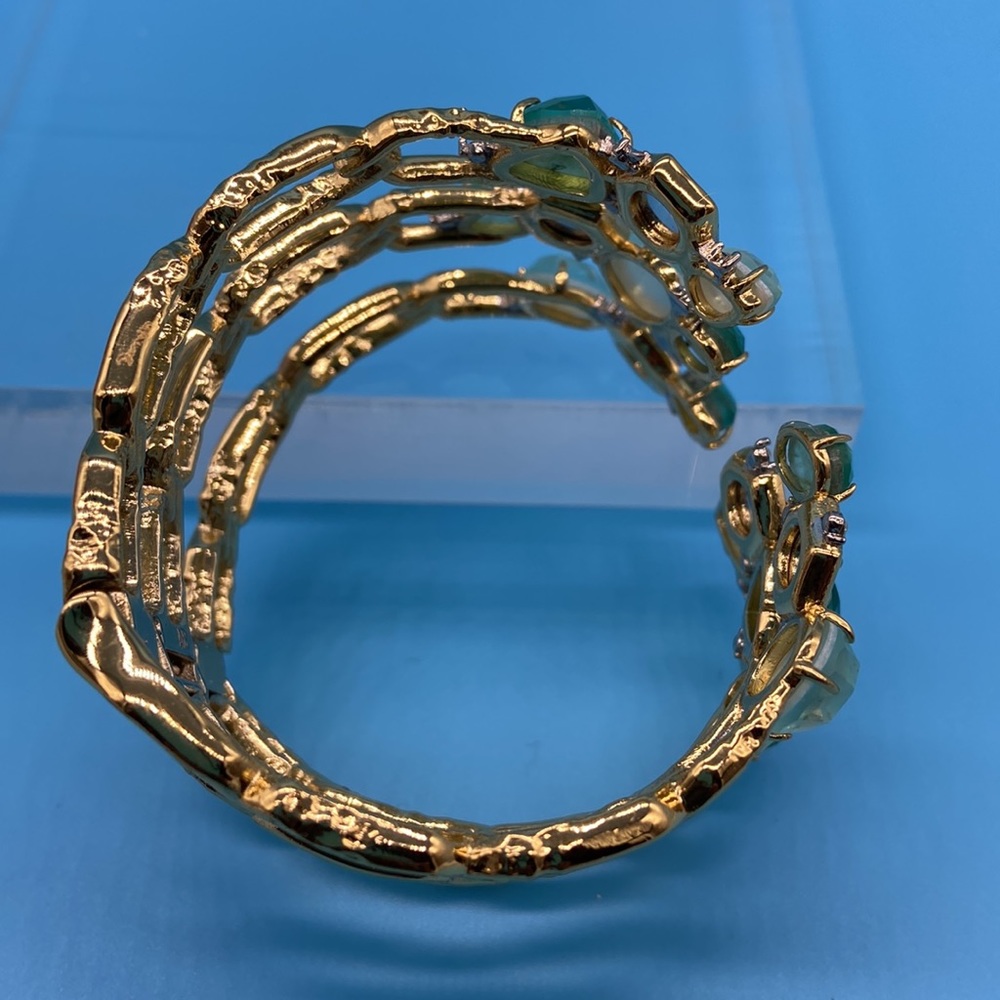Mosaic Bypass Hinged Bracelet - Picture 4 of 6